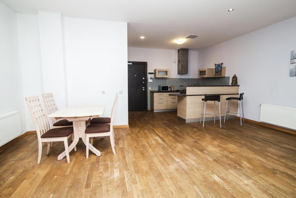 Bc Apartments Tbiliszi Kültér fotó